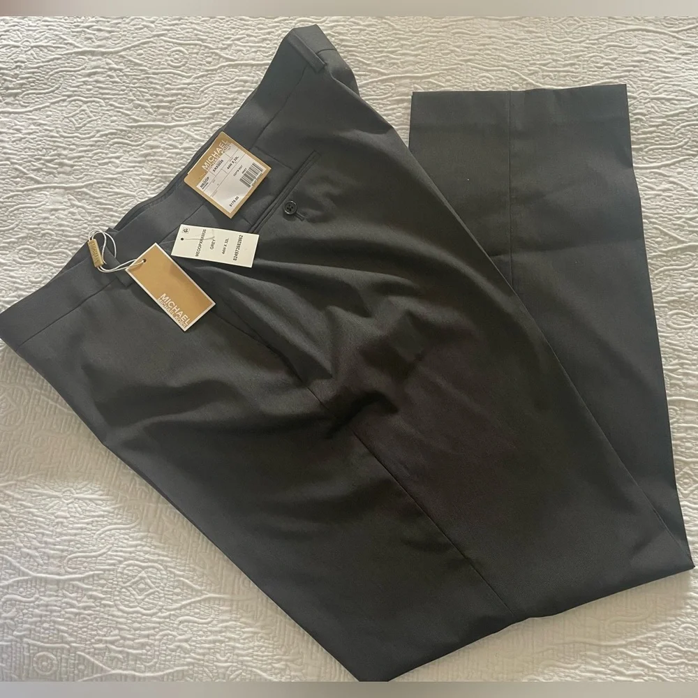 NWT Men’s Michael Kors Slacks/Pants 44W x 32L - Picture 1 of 3